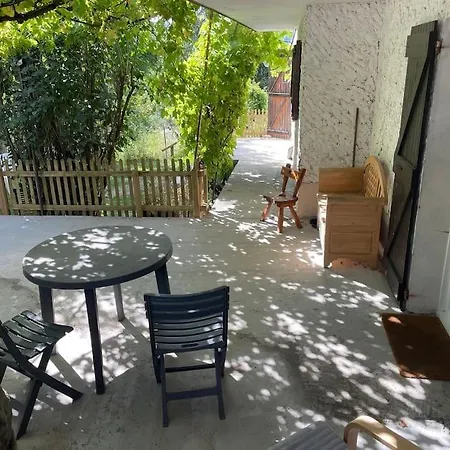 Apartment Marguerite Jardin Piscine Chauffee Gap